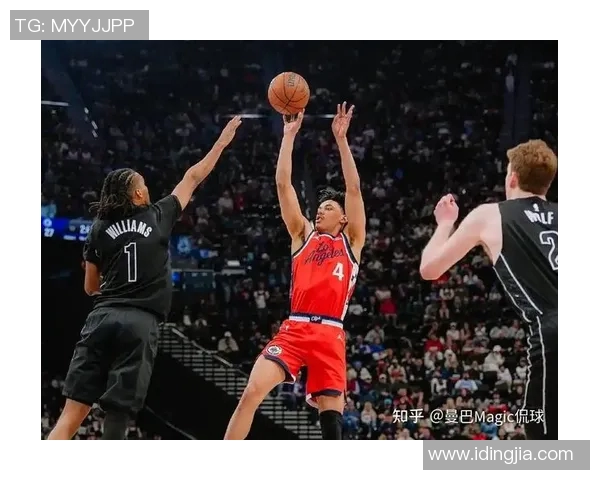 2021年NBA常规赛篮网与快船精彩对决回顾与分析